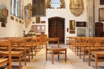 Church Chairs: An In-Depth Look at Their History, Design, and Importance body thumb image